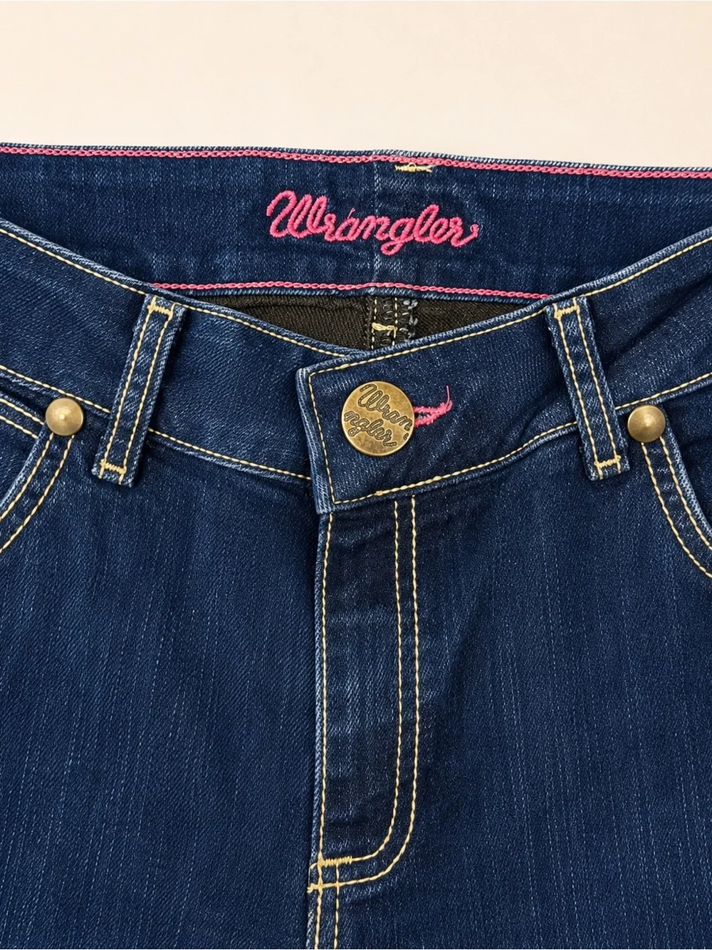 Wrangler Booty Up Riding Jeans